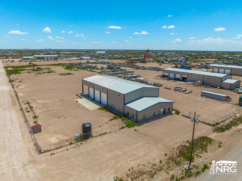 15097B W 42nd St, Odessa, TX for lease - Building Photo - Image 3 of 9