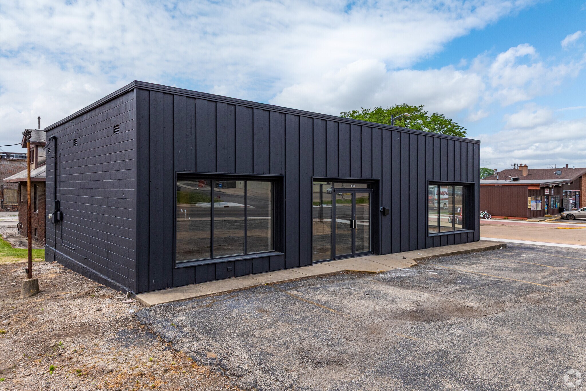 608 3rd St, La Salle, IL for sale Primary Photo- Image 1 of 7