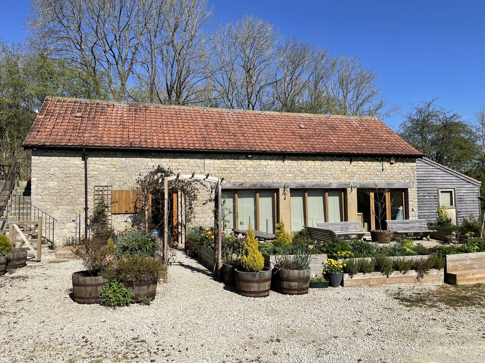 Halfway Barn, York for lease Primary Photo- Image 1 of 10