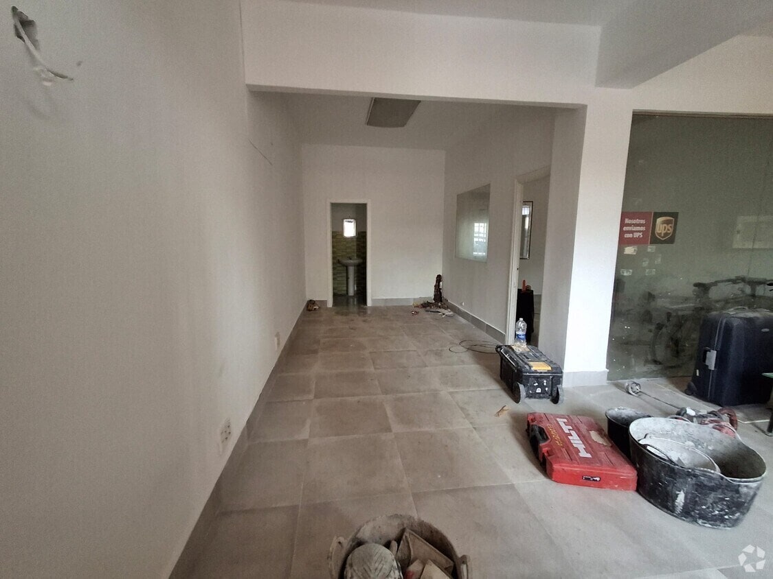 Retail in Getafe, Madrid for lease Interior Photo- Image 1 of 6