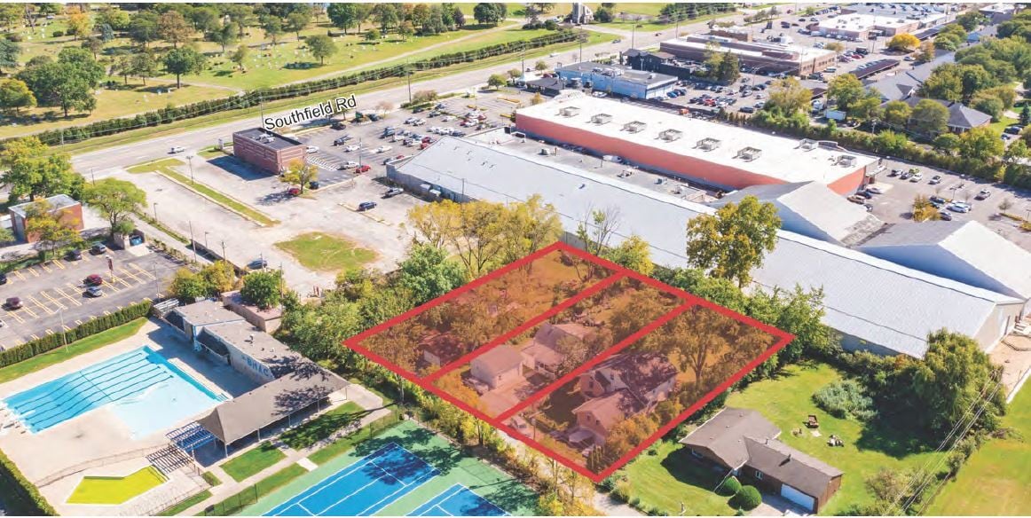 18207 Gould Ct, Beverly Hills, MI for sale Primary Photo- Image 1 of 2