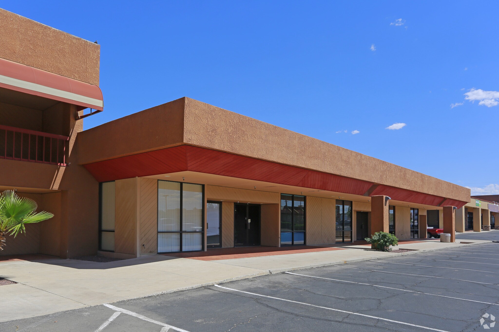 6121 E Broadway Blvd, Tucson, AZ 85711 Retail for Lease