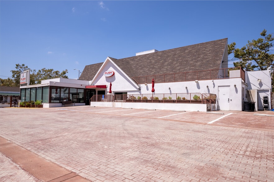 8925 W Olympic Blvd, Beverly Hills, CA for sale - Building Photo - Image 2 of 31