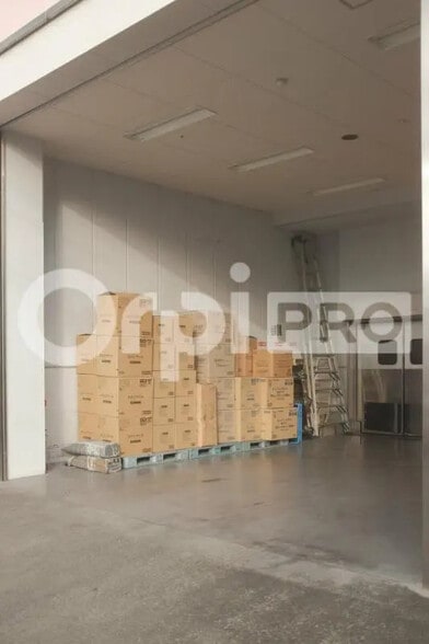 Flex in Lunel for sale - Interior Photo - Image 2 of 4