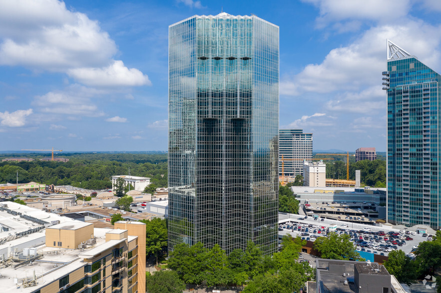 3340 Peachtree Rd NE, Atlanta, GA for lease - Building Photo - Image 2 of 16