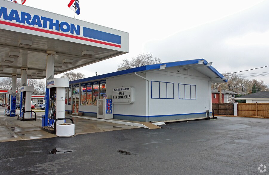6745 W 79th St, Burbank, IL for sale - Primary Photo - Image 1 of 1