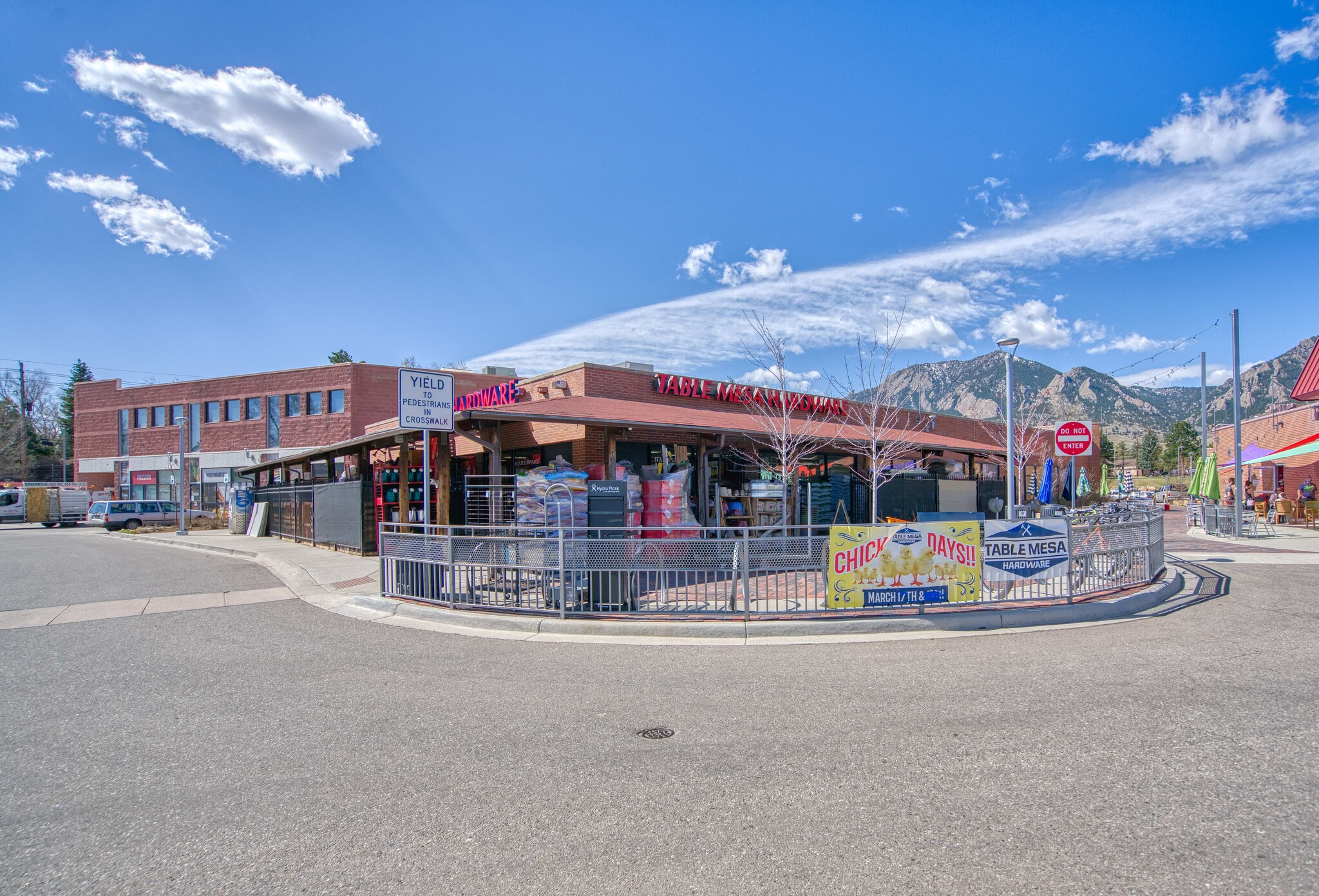 601-695 S Broadway St, Boulder, CO for lease Building Photo- Image 1 of 4