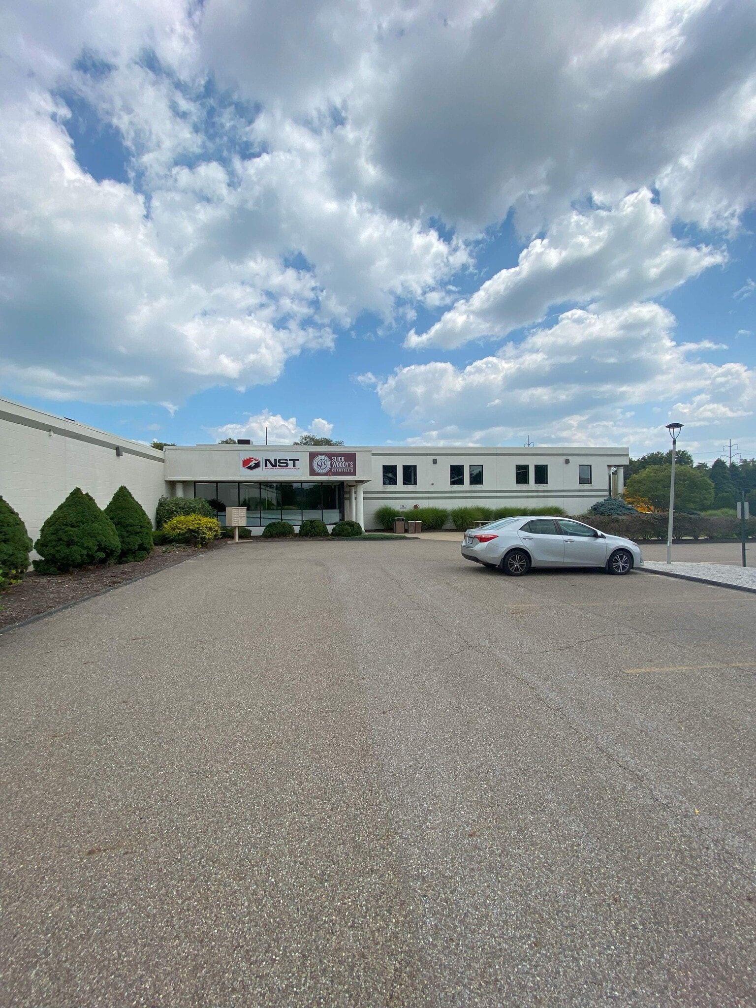 8050 Freedom Ave, North Canton, OH for lease Building Photo- Image 1 of 17
