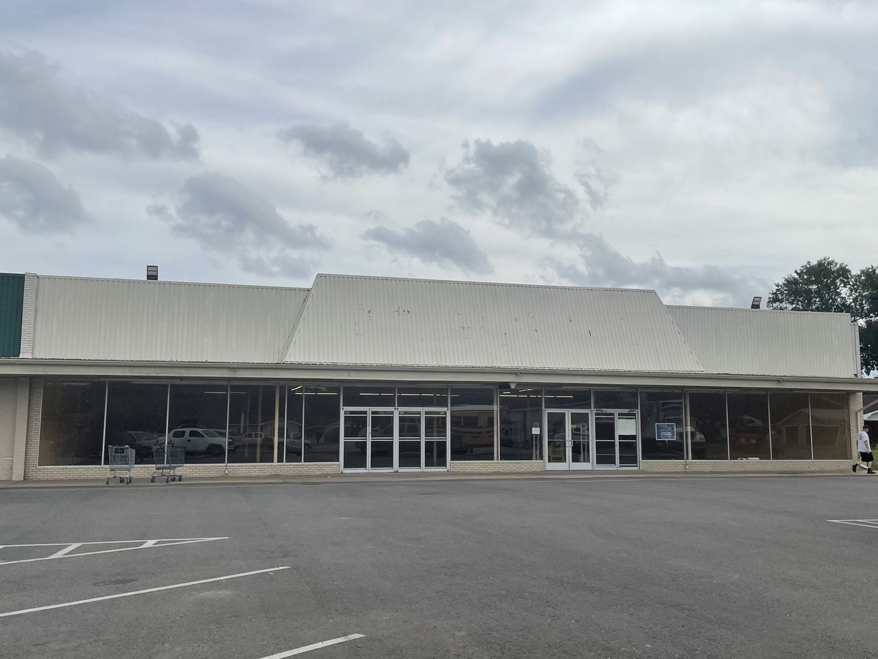 Tate Cove, Ville Platte, LA for lease Building Photo- Image 1 of 2
