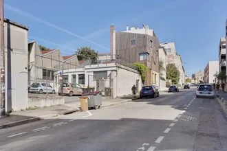Office in Montreuil for lease Building Photo- Image 2 of 9
