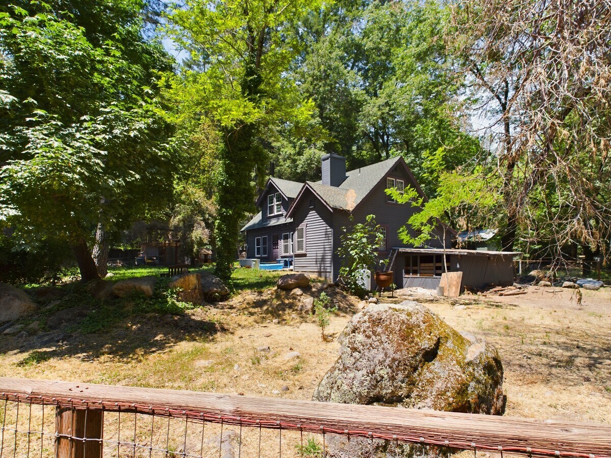 15960 Bottle Rock Rd, Cobb, CA 95426