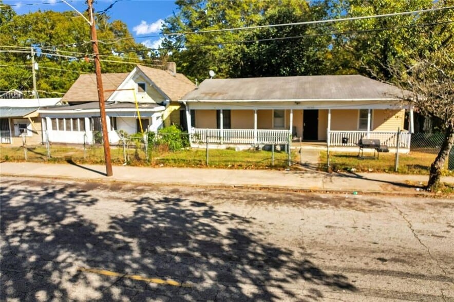 Lakewood/Richmond Ave portfolio of 3 properties for sale on LoopNet.com - Building Photo - Image 3 of 25