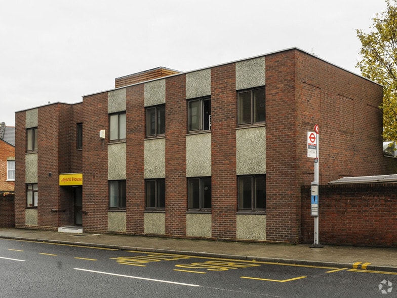 34 Greenhill Way, Harrow for sale - Primary Photo - Image 1 of 1