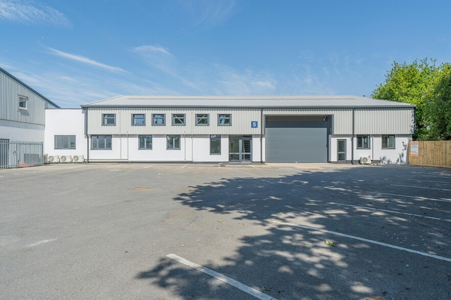 Sterte Rd, Poole for lease - Building Photo - Image 1 of 41