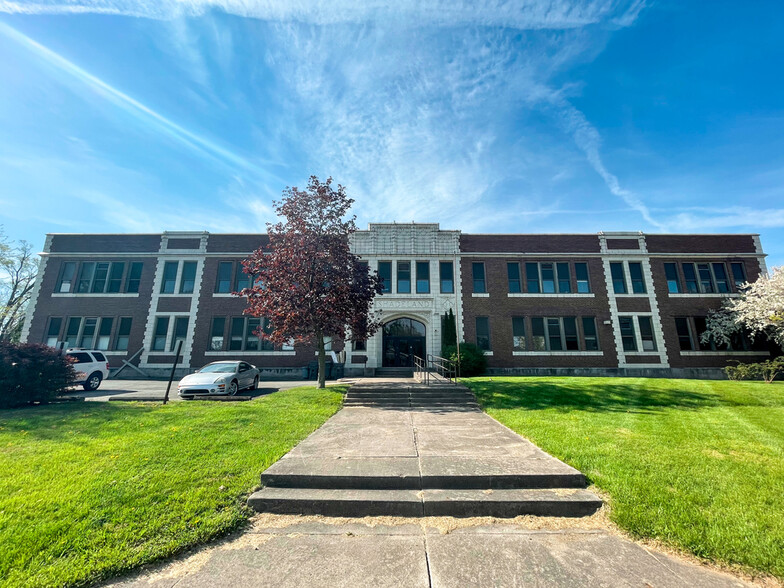 1525 W 14th St, Anderson, IN for sale - Building Photo - Image 1 of 18