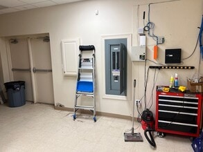 3903-3919 Southern Ave, Shreveport, LA for sale Interior Photo- Image 2 of 14