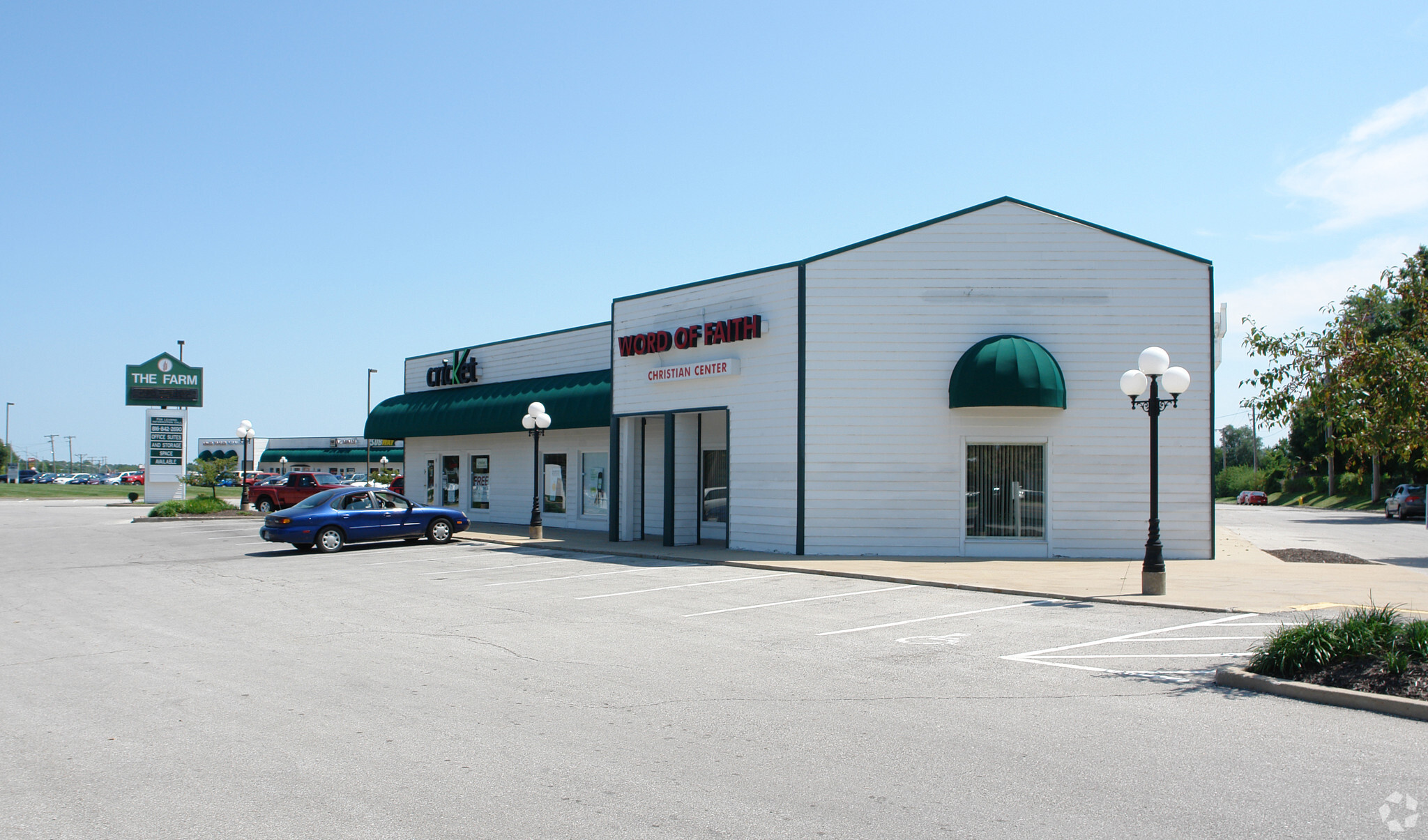 12121-12127 Blue Ridge Blvd, Grandview, MO for lease Primary Photo- Image 1 of 6