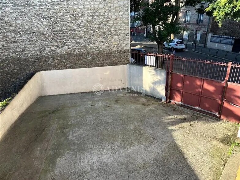 Office in Vitry-sur-Seine for sale - Building Photo - Image 3 of 12