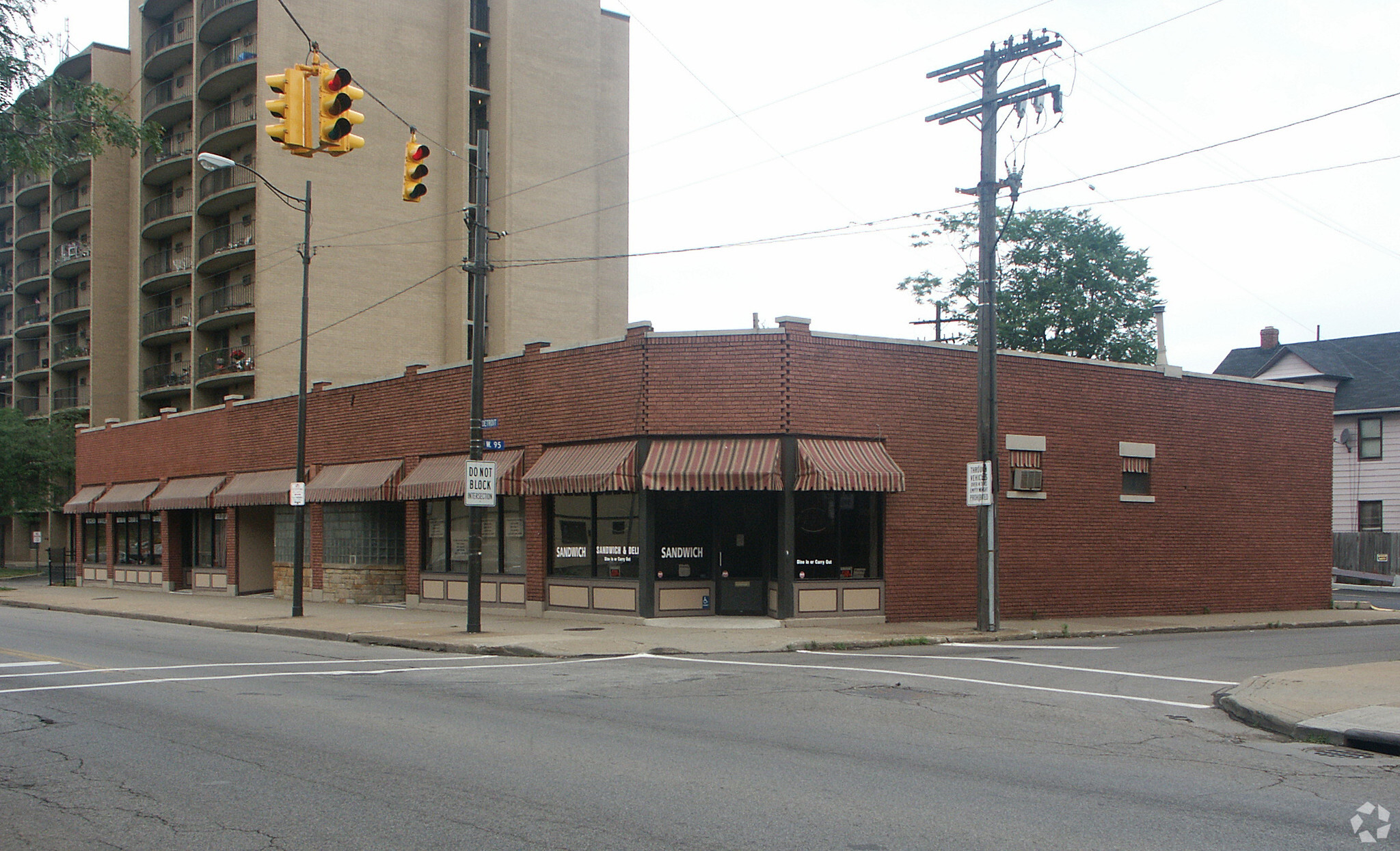 9500-9510 Detroit Ave, Cleveland, OH for sale Primary Photo- Image 1 of 1