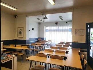 More details for Avenue Du Général De Gaulle, Rosny-sous-Bois - Retail for Lease