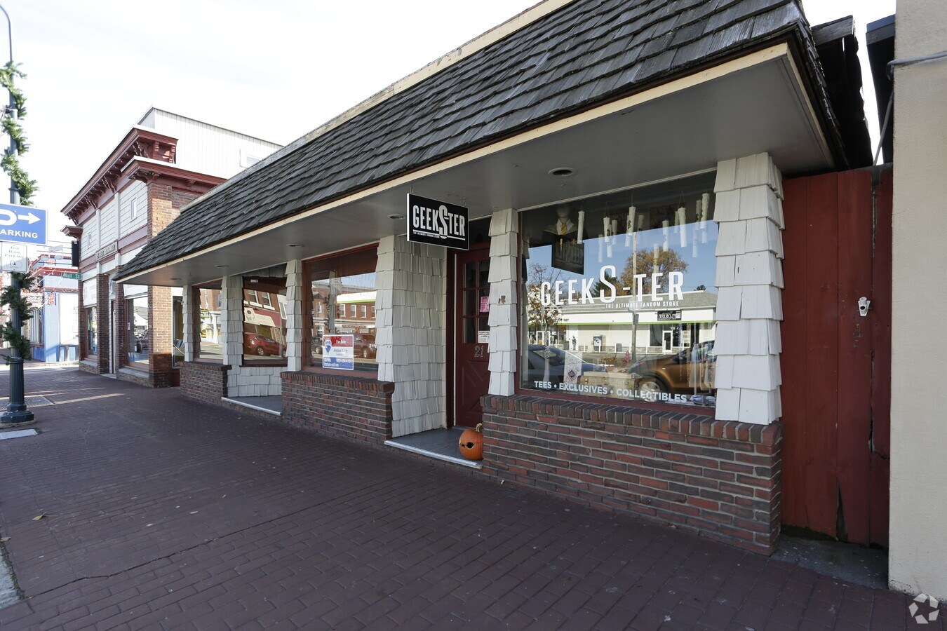 21 E Broadway, Derry, NH 03038