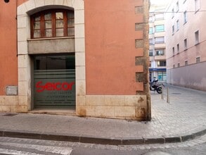 Retail in Valls, Tarragona for lease Interior Photo- Image 2 of 8