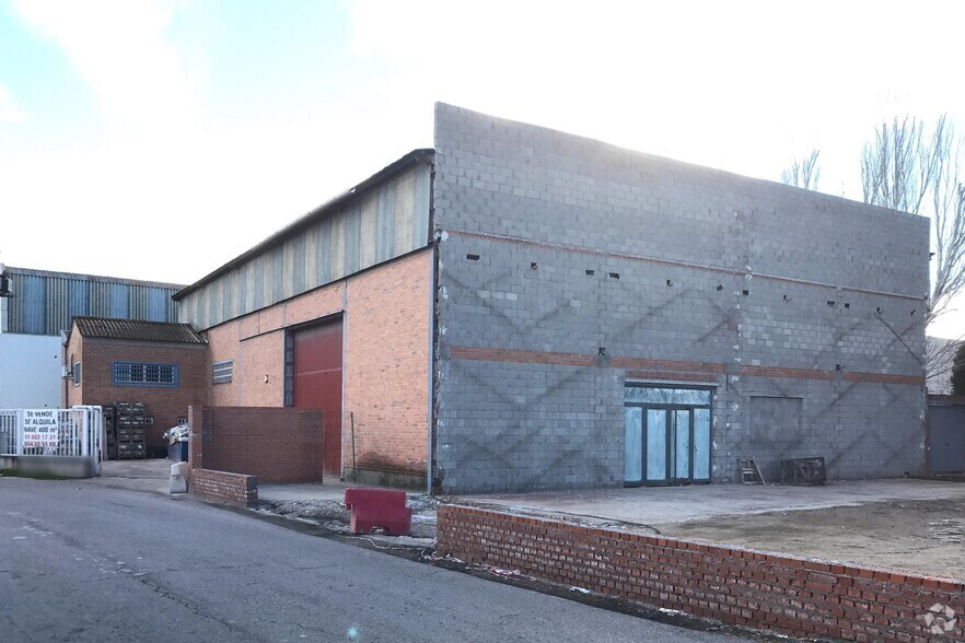Calle Varsovia, 2, Alcalá de Henares, Madrid for lease - Primary Photo - Image 1 of 2