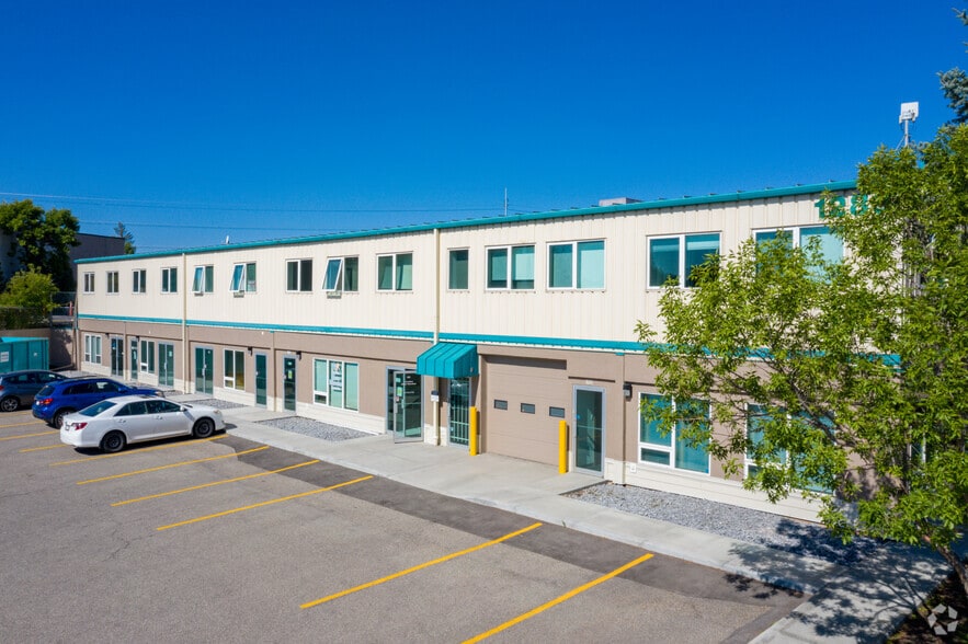1289 Highfield Cres SE, Calgary, AB for lease - Building Photo - Image 1 of 4