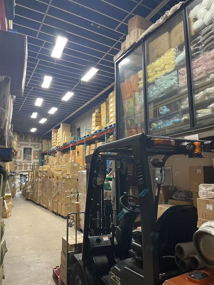 70-42 48th Ave, Woodside, NY for sale - Building Photo - Image 3 of 6