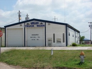 2041 Amistad Dr, San Benito, TX for sale - Primary Photo - Image 1 of 11