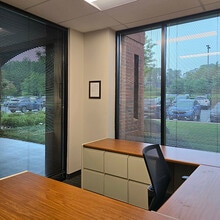 1200 Ridgefield Blvd, Asheville, NC for lease Interior Photo- Image 2 of 14