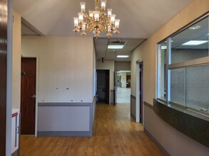 3018 Military Rd, Niagara Falls, NY for lease Interior Photo- Image 1 of 6