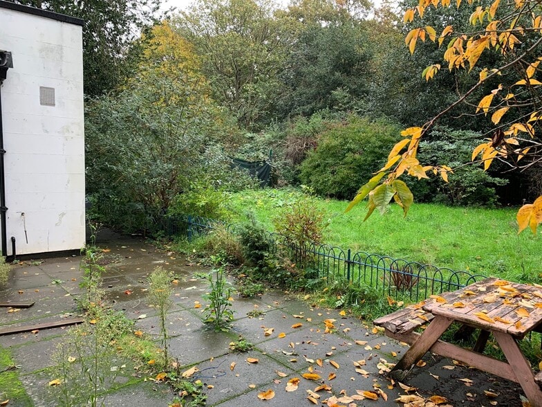 Victoria Park, London for lease - Building Photo - Image 2 of 5