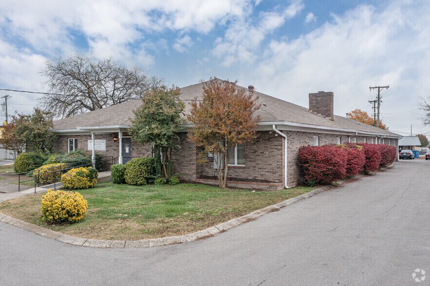 314 Bluebird Dr, Goodlettsville, TN 37072