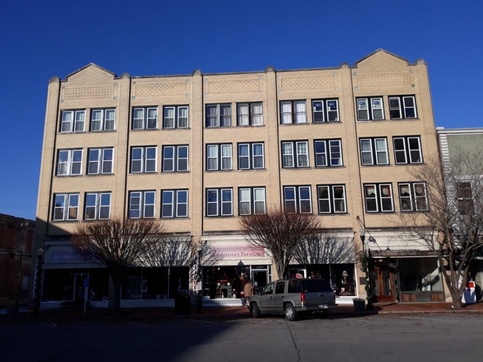 101 Public Sq W, Shelbyville, TN 37160 - Gunter Building | LoopNet