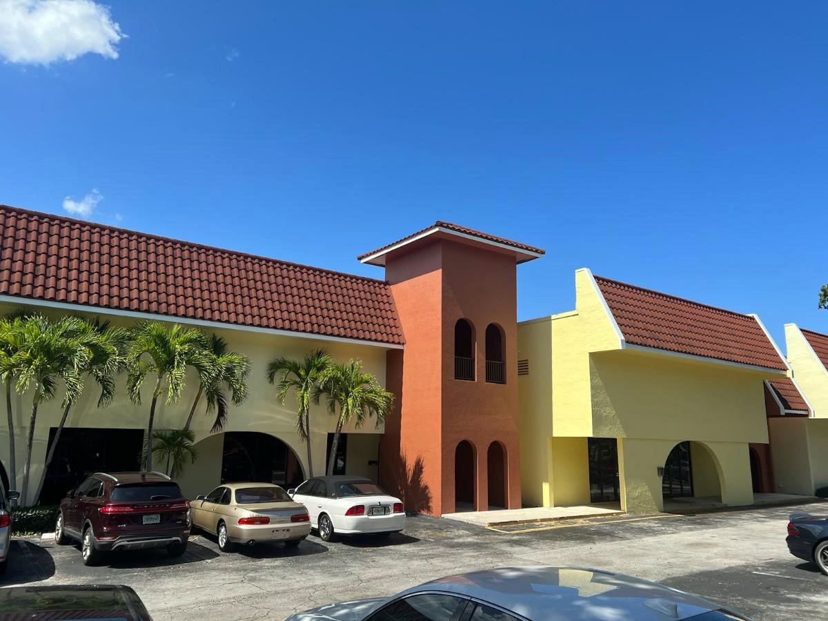 3001-3067 NW 60th St, Fort Lauderdale, FL for lease Building Photo- Image 1 of 5
