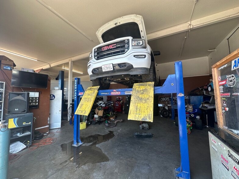 1128 W Church St, Santa Maria, CA for sale - Building Photo - Image 2 of 4