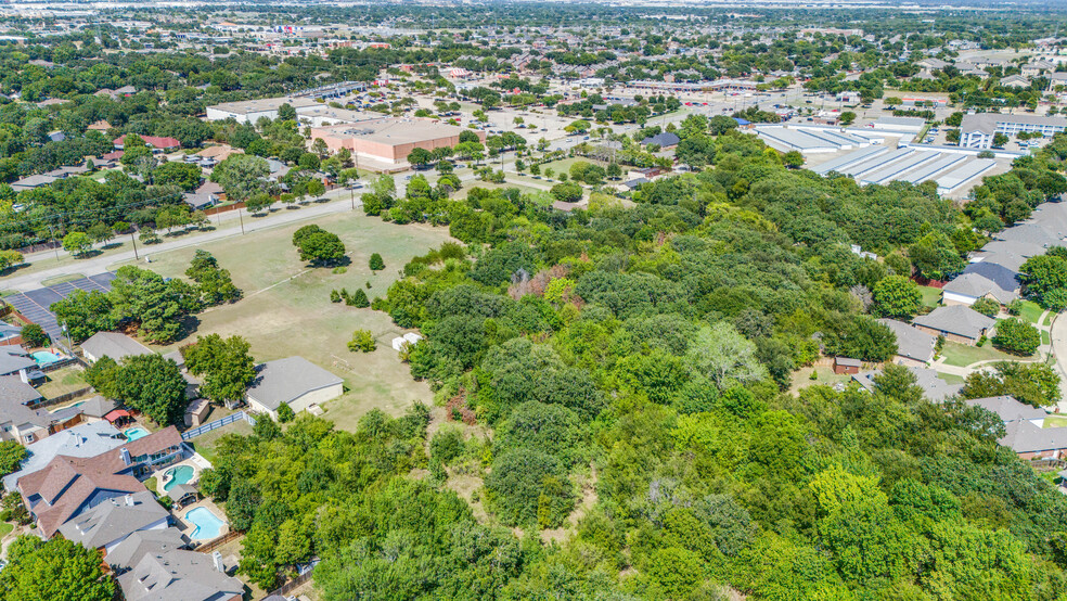 2120 W Sublett Rd, Arlington, TX for sale - Building Photo - Image 3 of 11