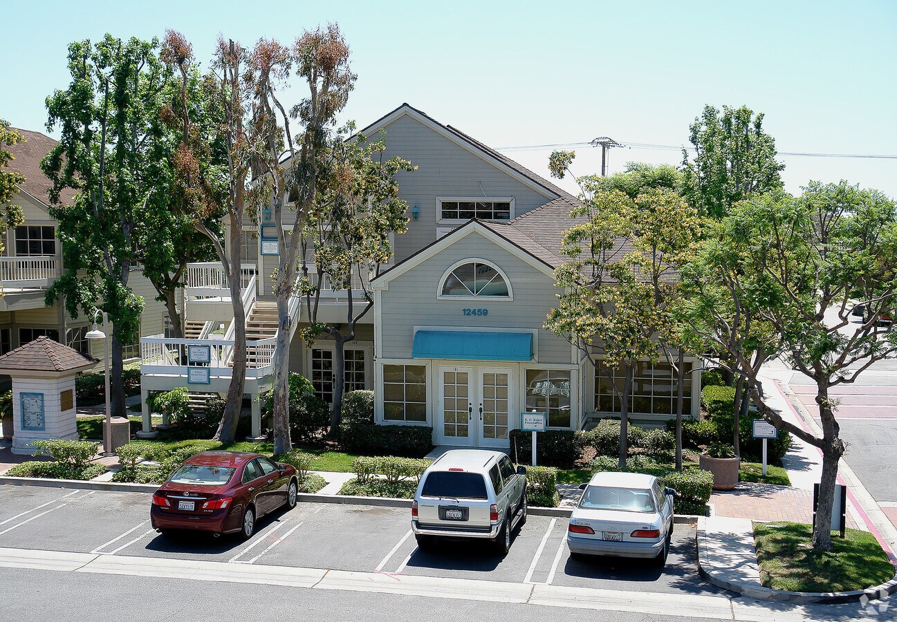 12459 Lewis St, Garden Grove, CA 92840