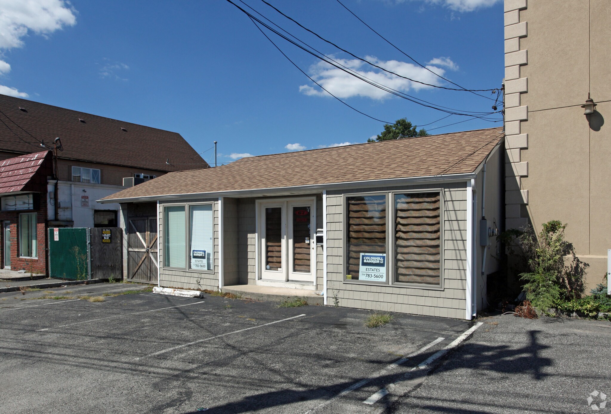 67 Merrick Rd, Copiague, NY for sale Primary Photo- Image 1 of 1