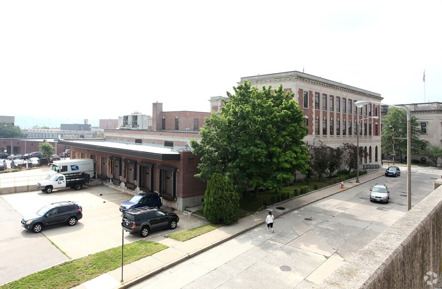 27 Masonic St, New London, CT for lease - Building Photo - Image 2 of 2