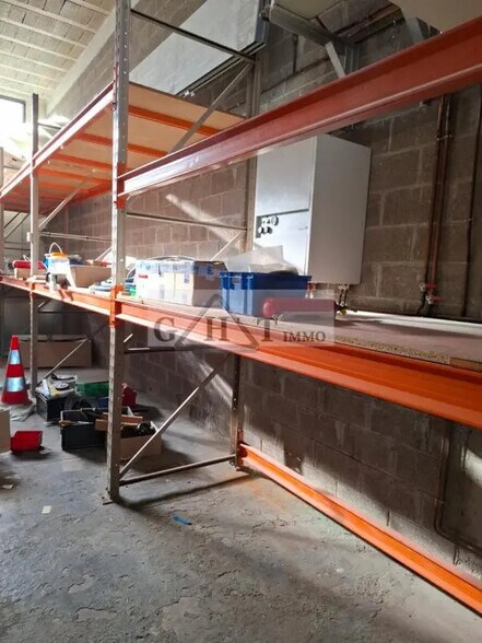 Industrial in Bondoufle for lease - Interior Photo - Image 3 of 10