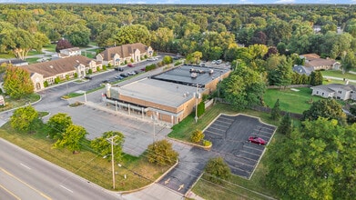 1553 E Hill Rd, Grand Blanc, MI for lease Interior Photo- Image 2 of 8