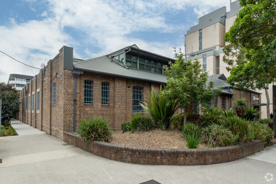 24 Rothschild Ave, ROSEBERY for sale - Building Photo - Image 2 of 6