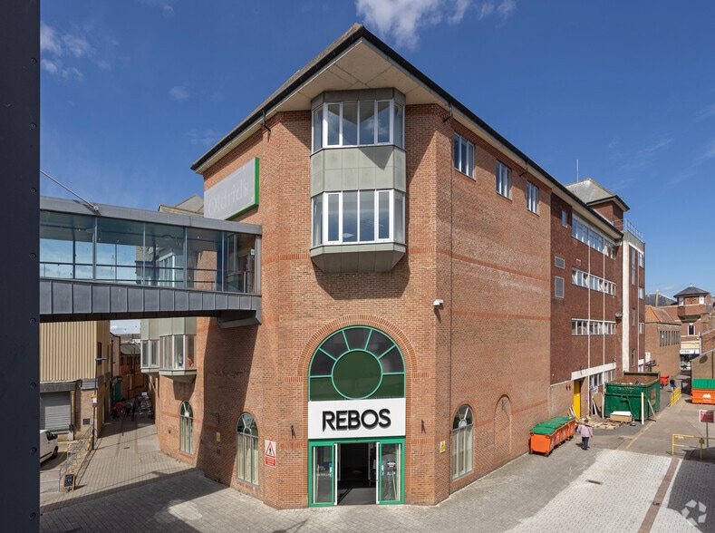 11 Strait Bargate, Boston for lease - Building Photo - Image 3 of 5