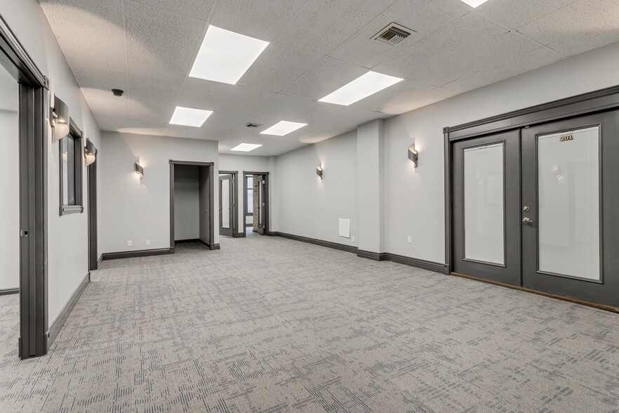 2550 Washington Blvd, Ogden, UT for lease - Interior Photo - Image 2 of 9