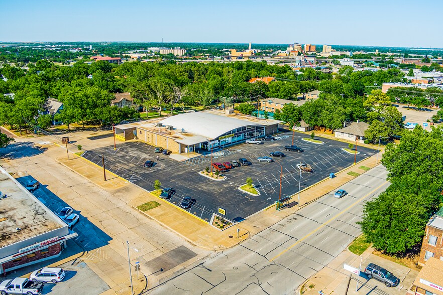 1818 9th St, Wichita Falls, TX for sale - Building Photo - Image 1 of 1