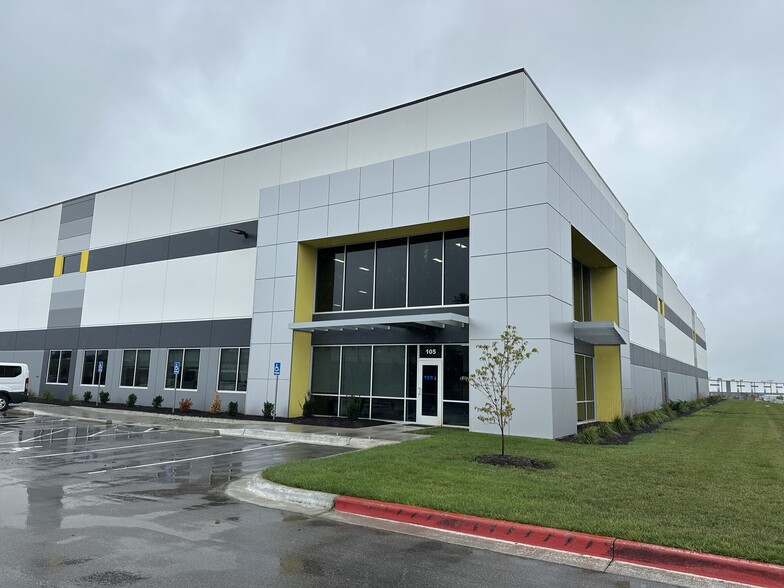 1501 Shepherd Rd, Liberty, MO for lease - Building Photo - Image 1 of 2