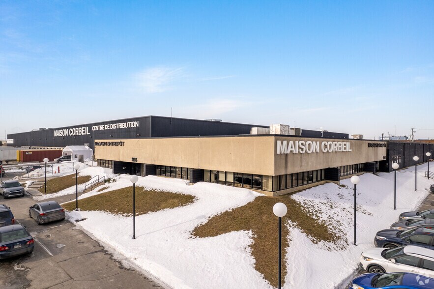 2750 Av Francis-Hughes, Laval, QC for lease - Primary Photo - Image 2 of 9