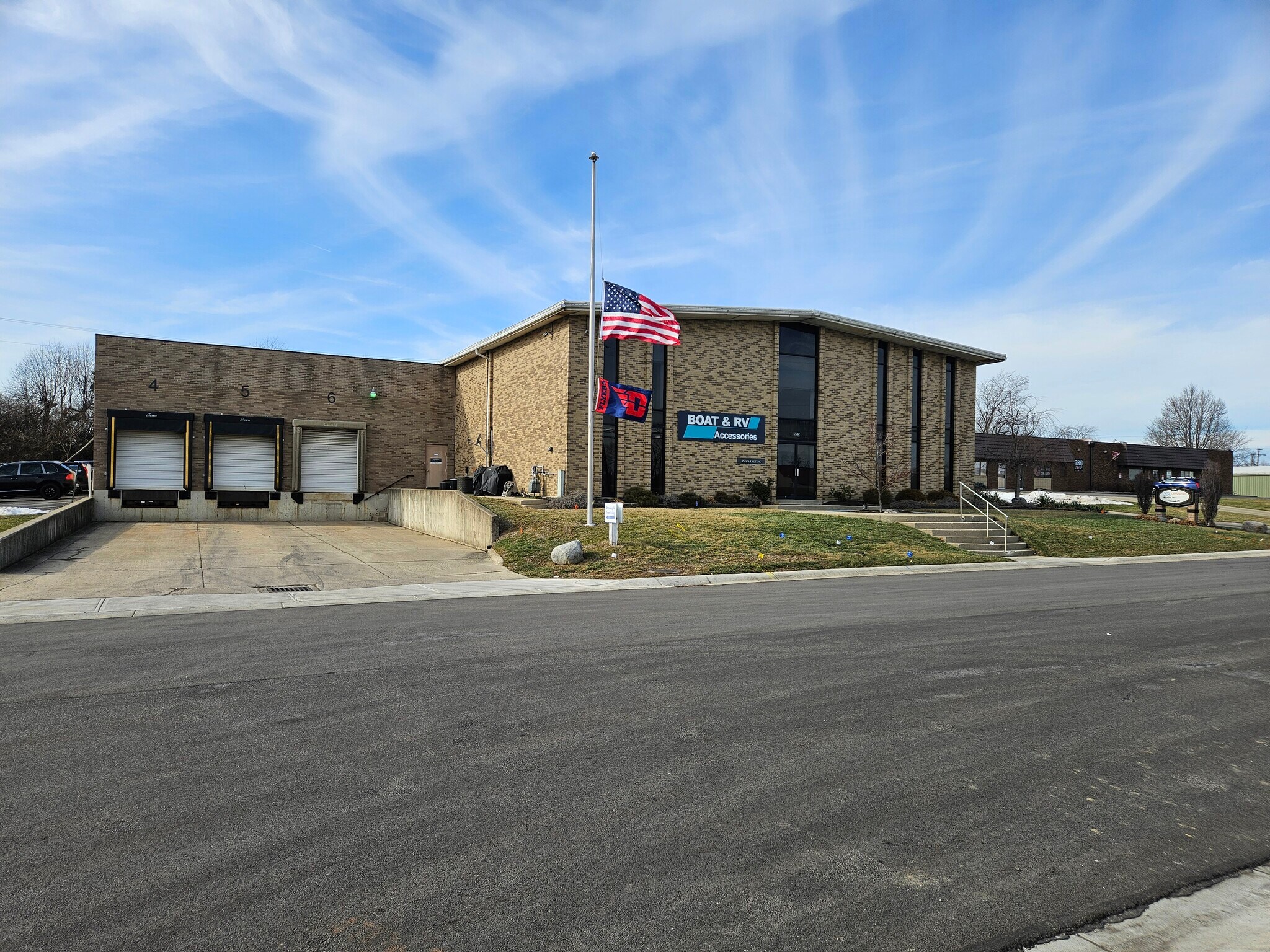 7975 S Suburban Rd, Dayton, OH for sale Building Photo- Image 1 of 9